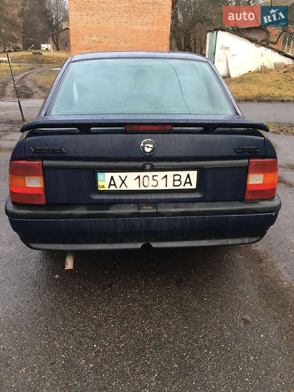 Седан Opel Vectra 1991 в Полтаве