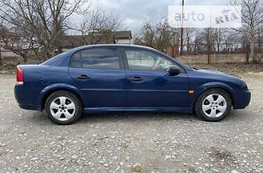 Седан Opel Vectra 2003 в Борщеве