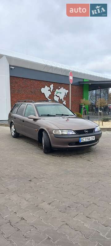 Універсал Opel Vectra 1997 в Луцьку