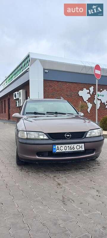 Універсал Opel Vectra 1997 в Луцьку