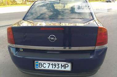 Седан Opel Vectra 2004 в Киеве