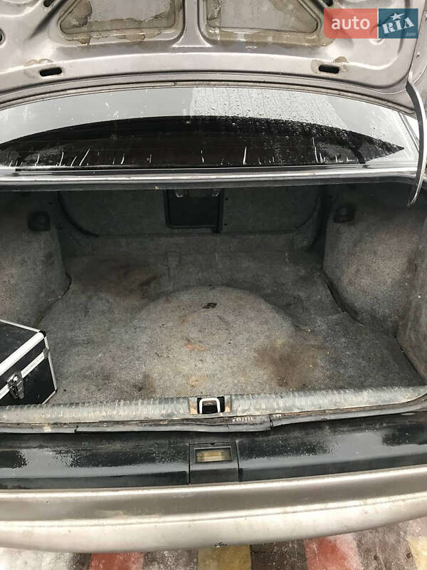 Седан Opel Vectra 1989 в Яворове