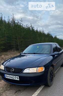 Седан Opel Vectra 1998 в Краматорске