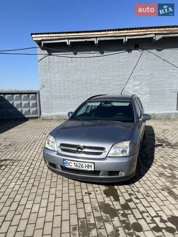 Універсал Opel Vectra 2004 в Радехові