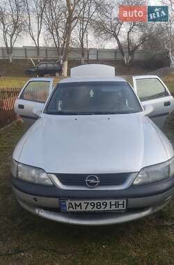 Седан Opel Vectra 1996 в 