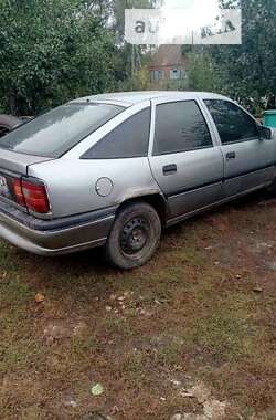 Лифтбек Opel Vectra 1989 в Сумах