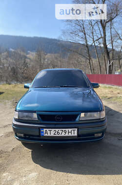 Седан Opel Vectra 1994 в Верховині