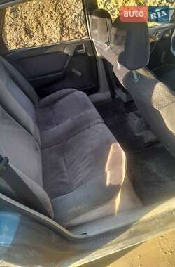 Седан Opel Vectra 1989 в 