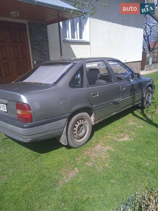 Седан Opel Vectra 1991 в Стрые