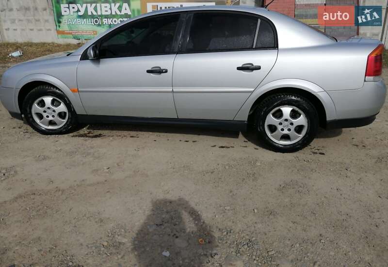 Седан Opel Vectra 2003 в Івано-Франківську