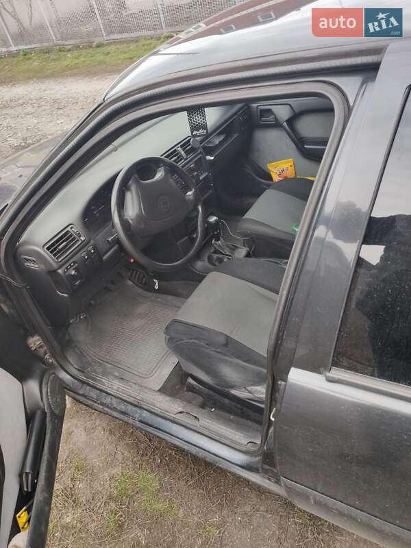 Седан Opel Vectra 1995 в Сквире фото 4 Седан Opel Vectra 1995 в Сквире