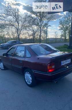 Седан Opel Vectra 1990 в Могилев-Подольске