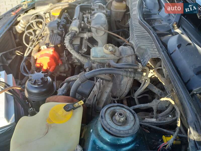 Седан Opel Vectra 1995 в Івано-Франківську