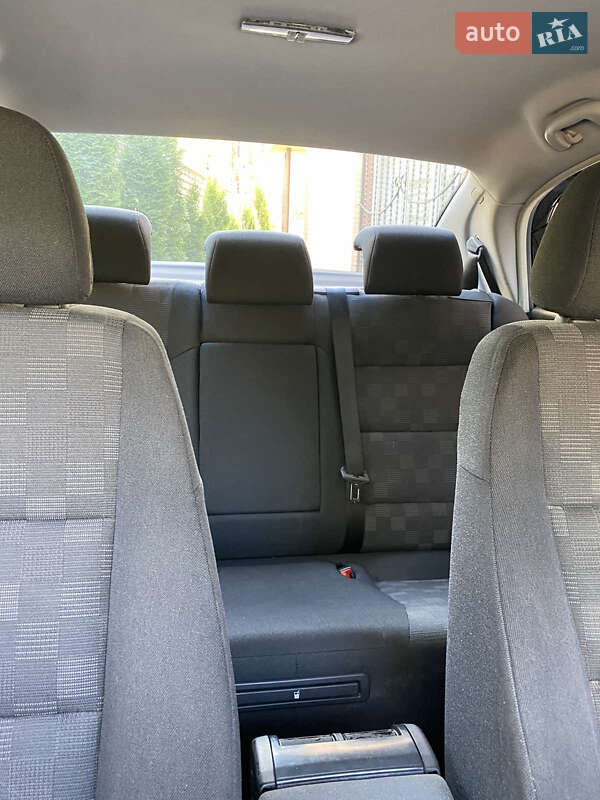 Седан Opel Vectra 2006 в Трускавце