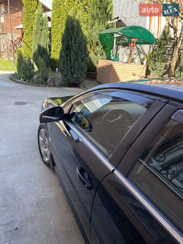 Седан Opel Vectra 2006 в Трускавце