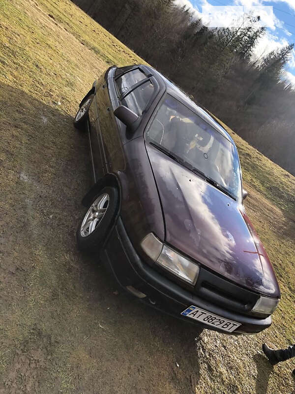 Ліфтбек Opel Vectra 1991 в Надвірній