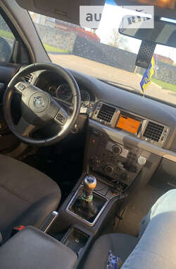 Универсал Opel Vectra 2007 в Городке