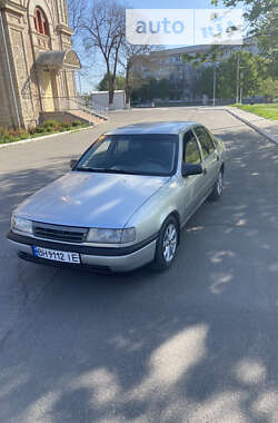 Седан Opel Vectra 1990 в Ізмаїлі