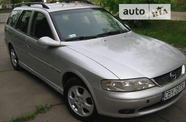 Универсал Opel Vectra 2001 в Звенигородке