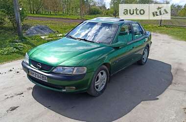 Седан Opel Vectra 1996 в Корце