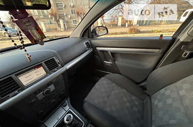 Универсал Opel Vectra 2005 в Борщеве