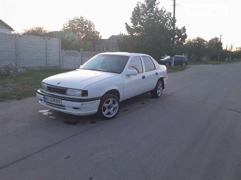Седан Opel Vectra 1989 в Николаеве