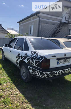 Седан Opel Vectra 1990 в Подволочиске