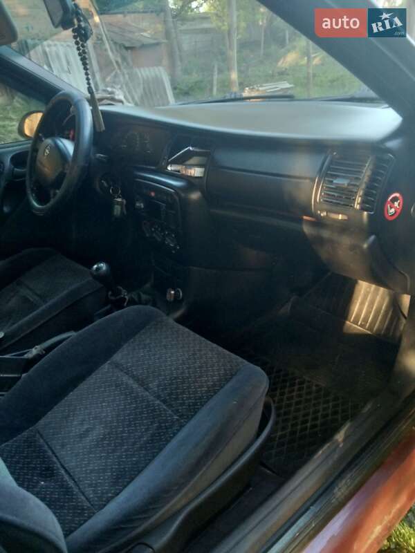 Седан Opel Vectra 1997 в Хмельницком