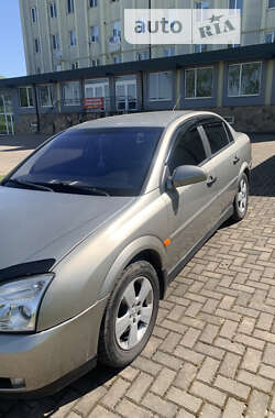 Седан Opel Vectra 2004 в Івано-Франківську