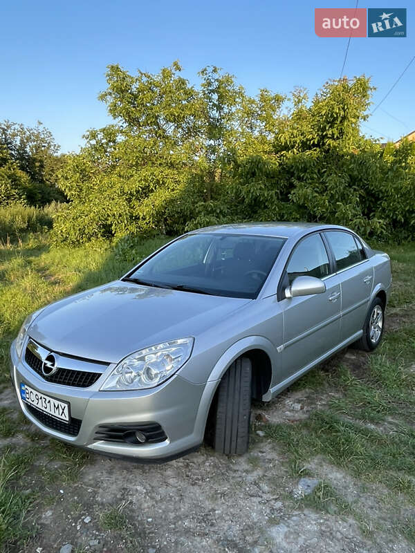 Седан Opel Vectra 2006 в Львові