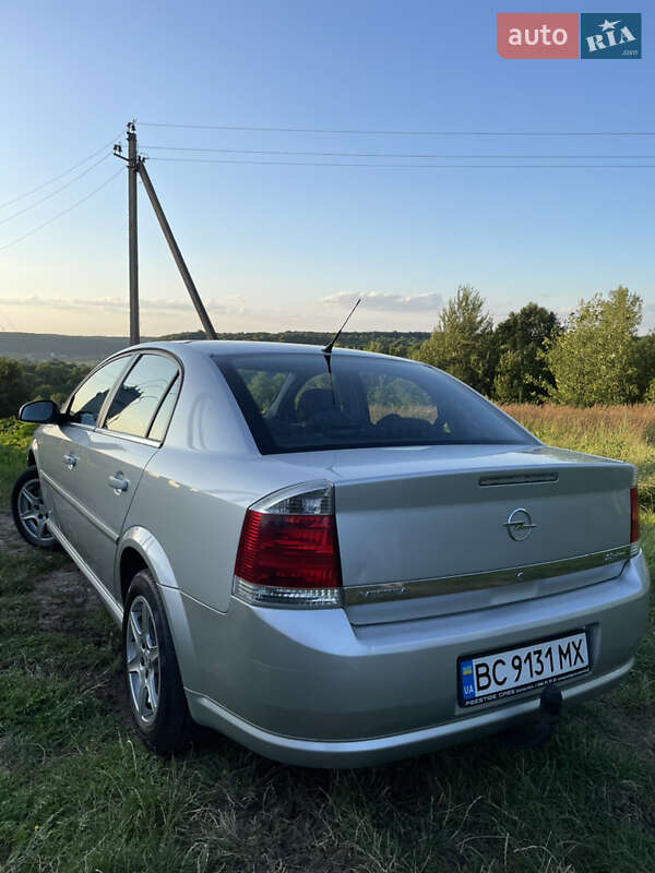 Седан Opel Vectra 2006 в Львові