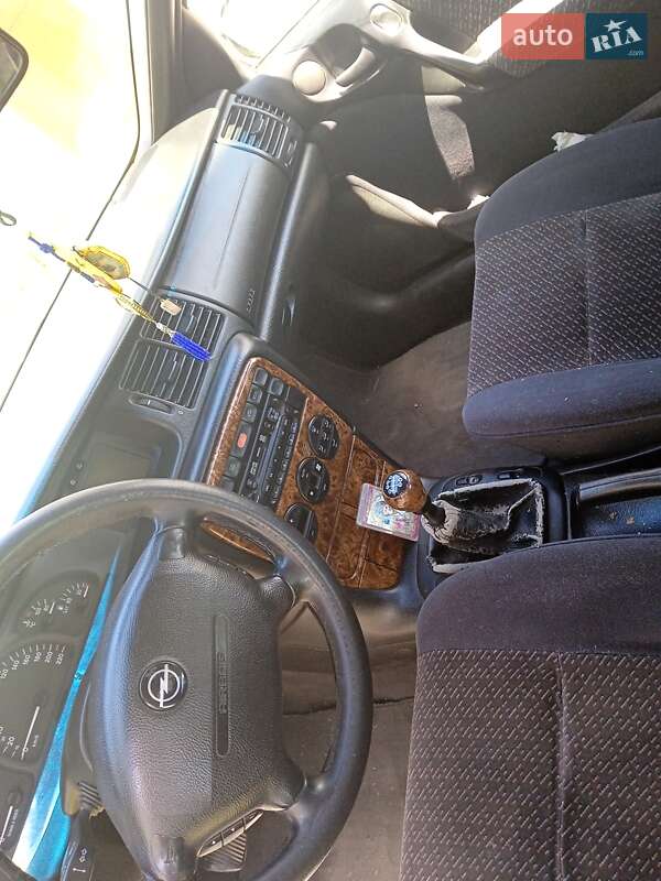 Ліфтбек Opel Vectra 1997 в Луцьку