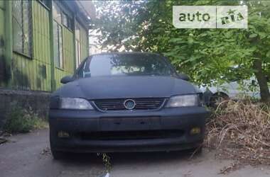 Лифтбек Opel Vectra 1996 в Киеве