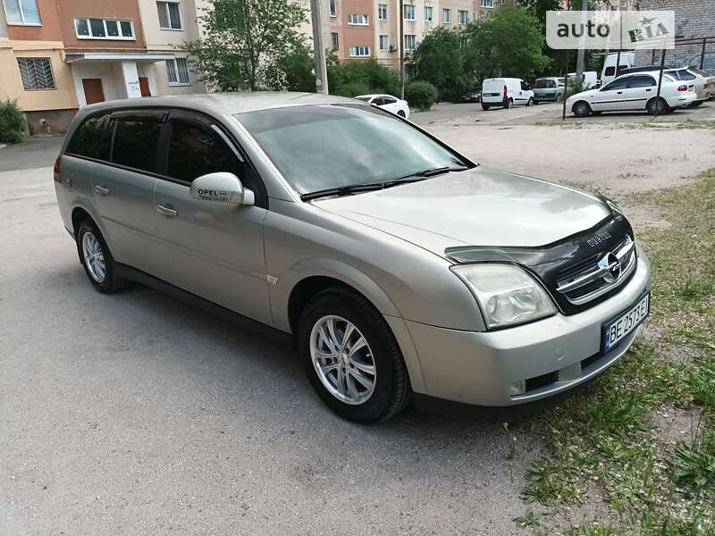 Универсал Opel Vectra 2005 в Николаеве