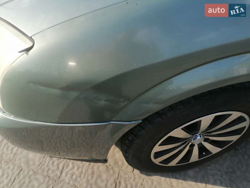 Седан Opel Vectra 2003 в Івано-Франківську