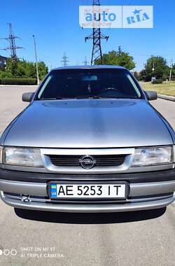 Седан Opel Vectra 1994 в Кам'янському