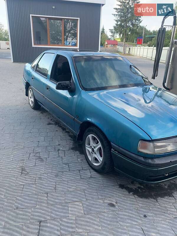 Седан Opel Vectra 1993 в Перемишлянах