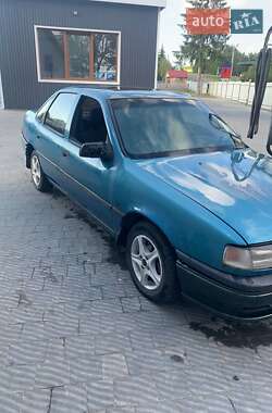 Седан Opel Vectra 1993 в Перемишлянах