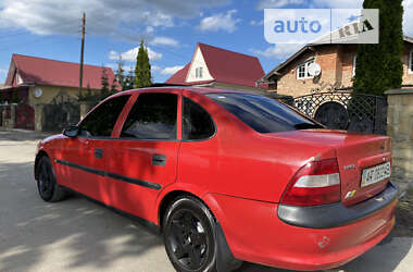 Седан Opel Vectra 1996 в 