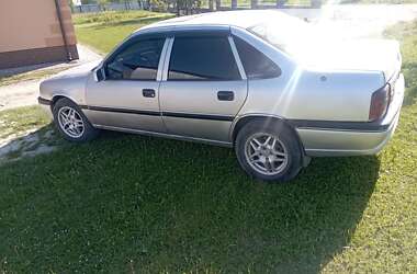 Седан Opel Vectra 1993 в Дрогобичі