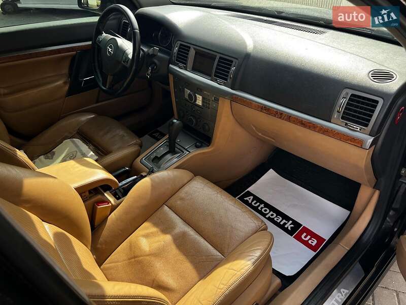 Седан Opel Vectra 2006 в Одесі