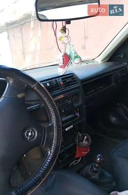 Седан Opel Vectra 1992 в 