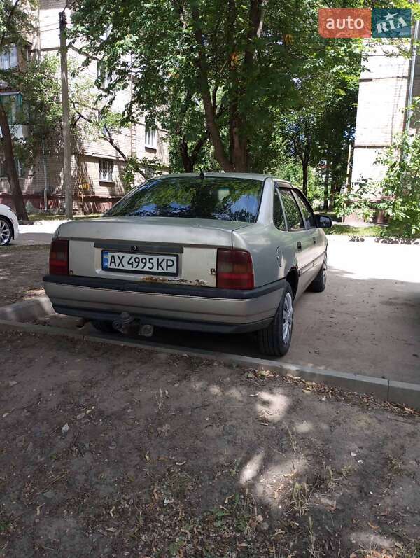 Седан Opel Vectra 1992 в Харкові