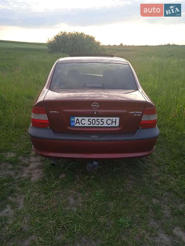 Седан Opel Vectra 1997 в Луцке