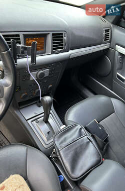 Седан Opel Vectra 2008 в 