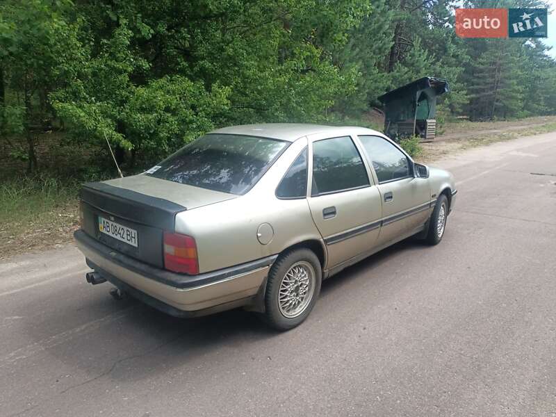 Седан Opel Vectra 1992 в Чернигове