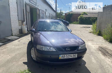 Седан Opel Vectra 1997 в Летичіві