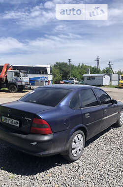 Седан Opel Vectra 1998 в Хмельницком