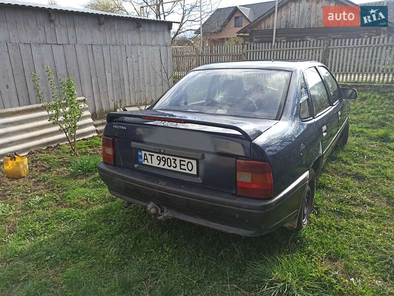 Седан Opel Vectra 1992 в Рожнятове фото 3 Седан Opel Vectra 1992 в Рожнятове