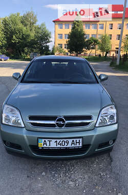 Седан Opel Vectra 2004 в Івано-Франківську